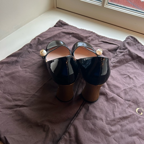Gucci Black Patent Mary Jane heels in great condition - Picture 2 of 3